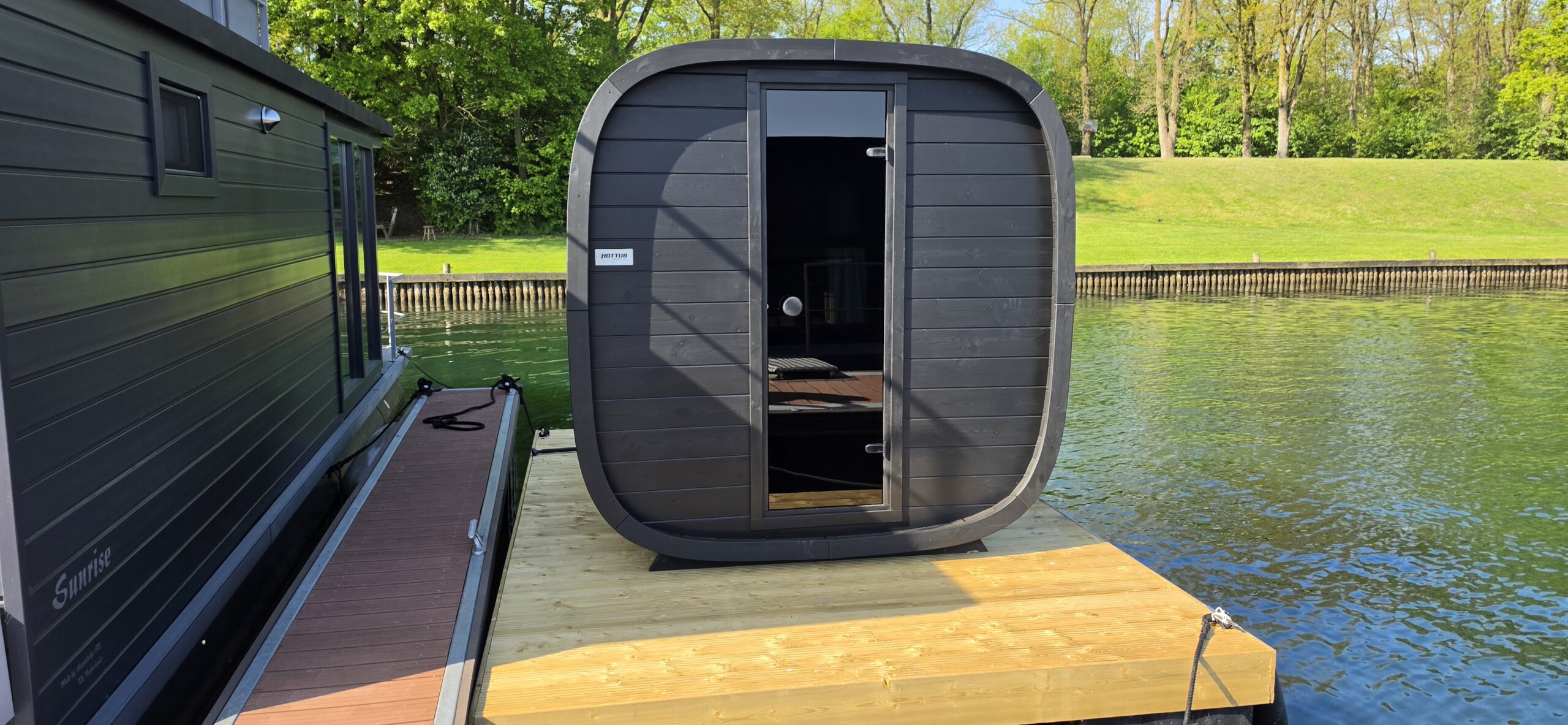Cube sauna marina mookerplas